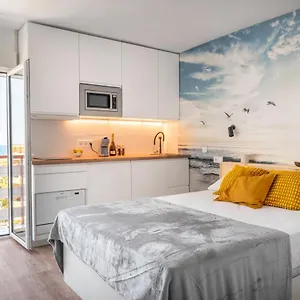 modern-studio-naciones.hotelsinnerja.org/