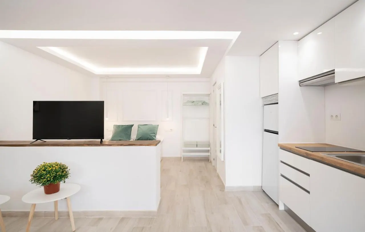 Estudio Tranquilo A Un Paso De La Vibrante Malaga Benalmádena España