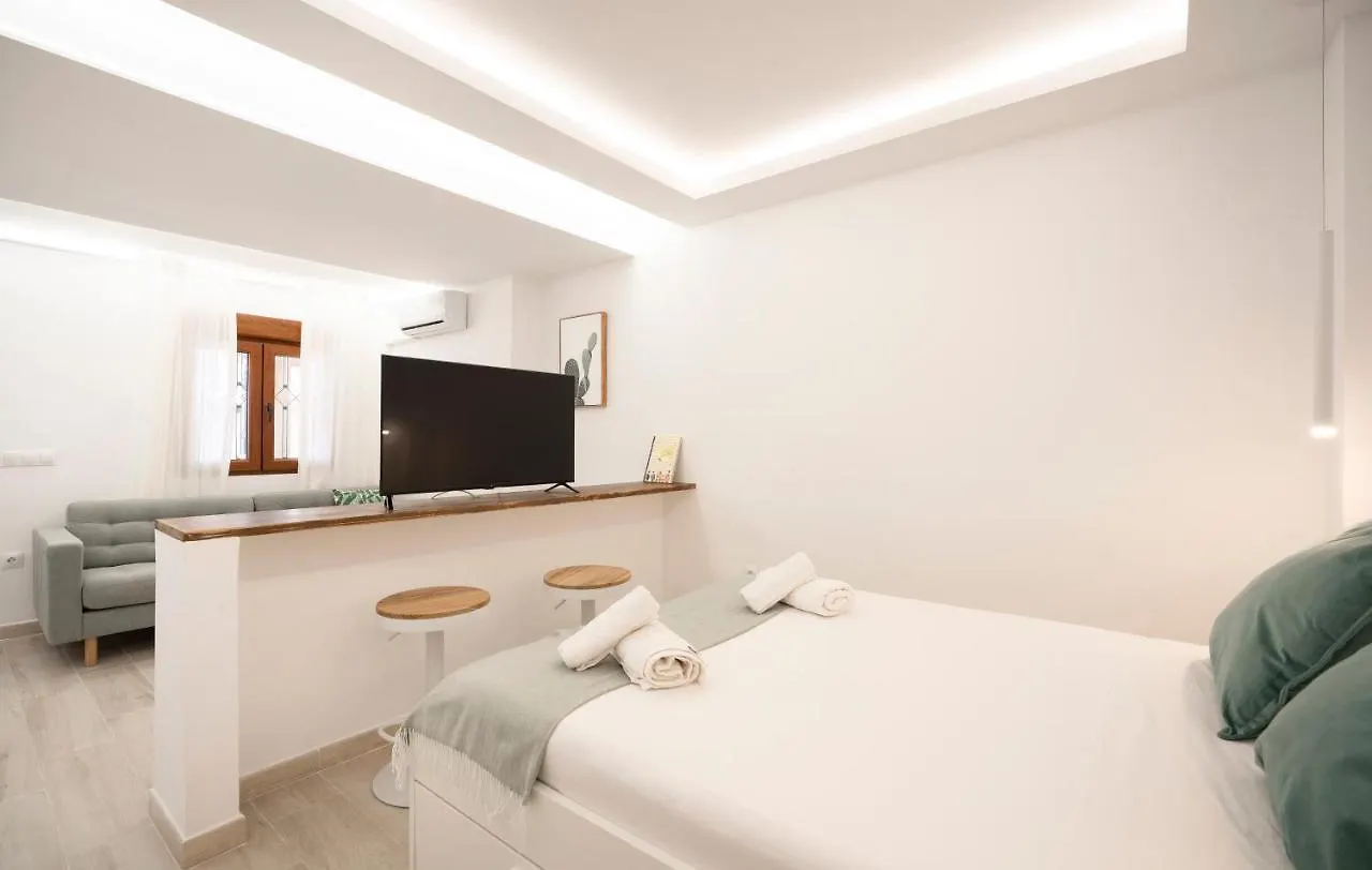 Apartamento Estudio Tranquilo A Un Paso De La Vibrante Malaga Benalmádena